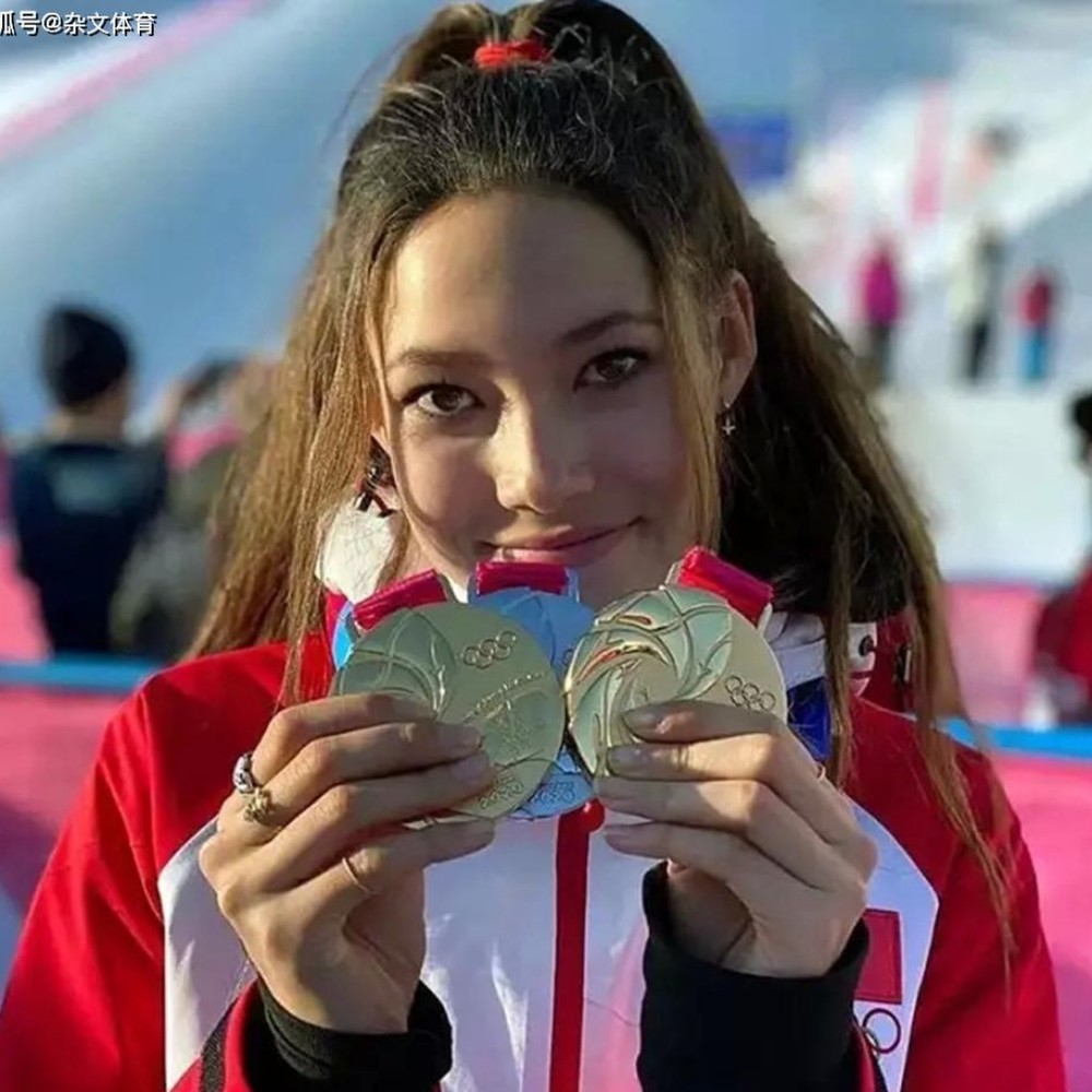 Meet your Posher, Chelsi